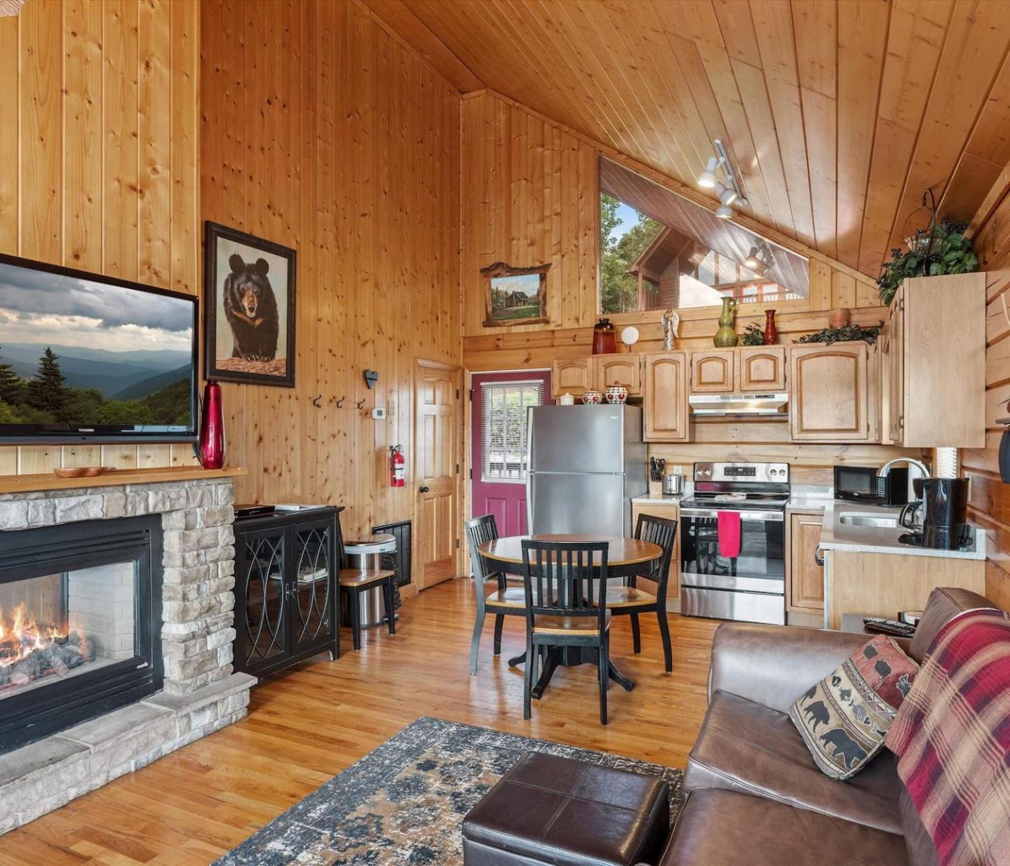 Views I Mins To Dollywood I Hot Tub I Pool Table Villa เซอเวียร์วีล ภายนอก รูปภาพ